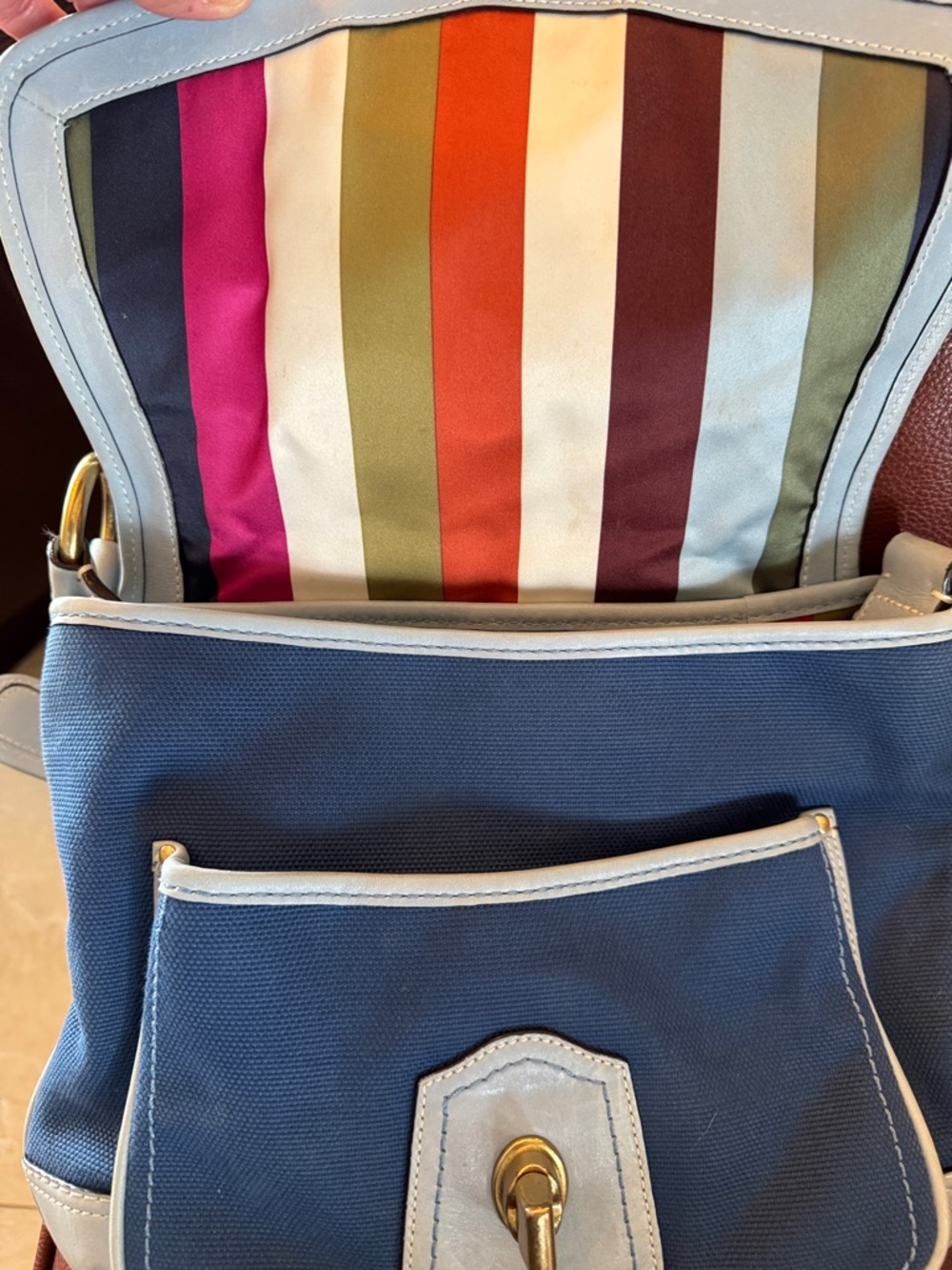 Coach Blue and White Canvas Shoulder Bag with Gold-Tone Turn-Lock - Picture 4 of 6